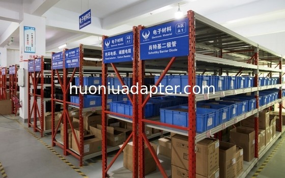Qualität Universaler AC-DC-Poweradapter usine